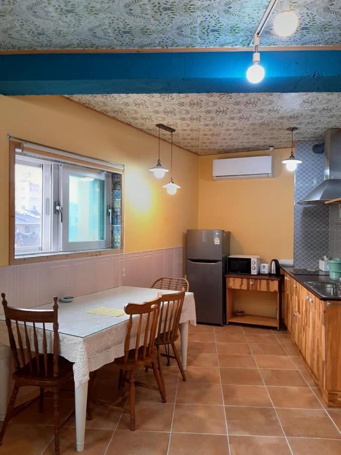Deluna House Mokpo Bagian luar foto