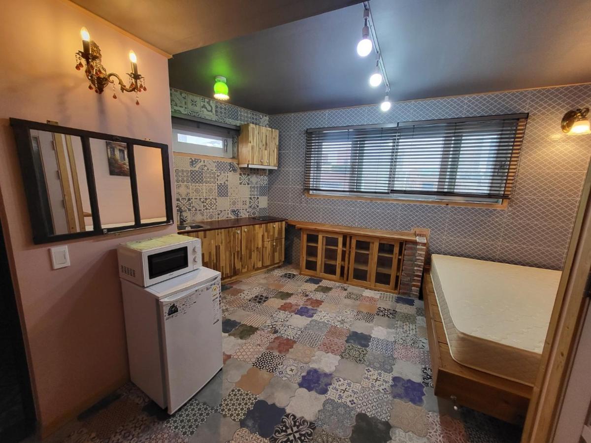 Deluna House Mokpo Bagian luar foto